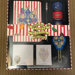 Bertie Botts Every Flavour Beans Stationary Set NWT